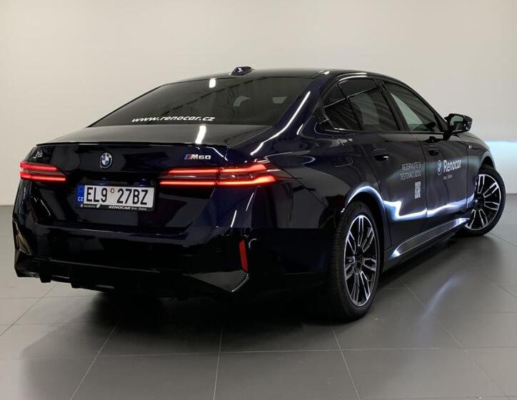 BMW i5 11