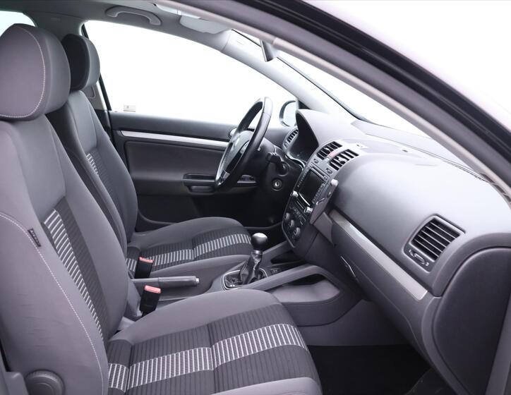 Volkswagen Golf 12