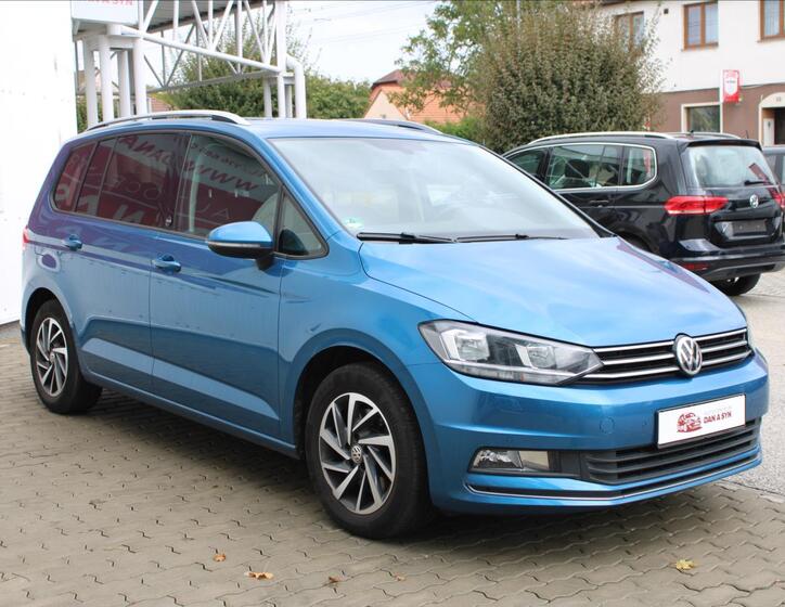 Volkswagen Touran 2
