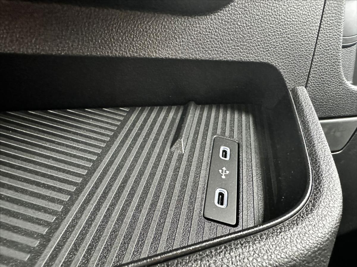 Nissan Interstar