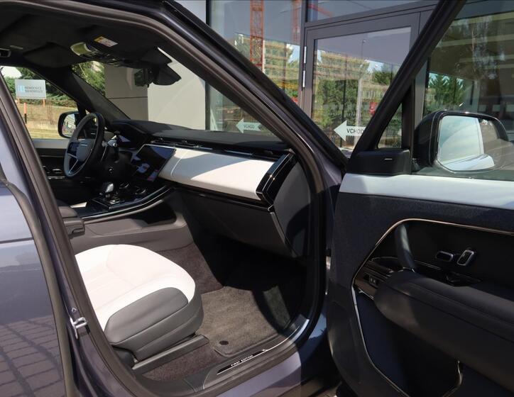 Land Rover Range Rover Sport 15