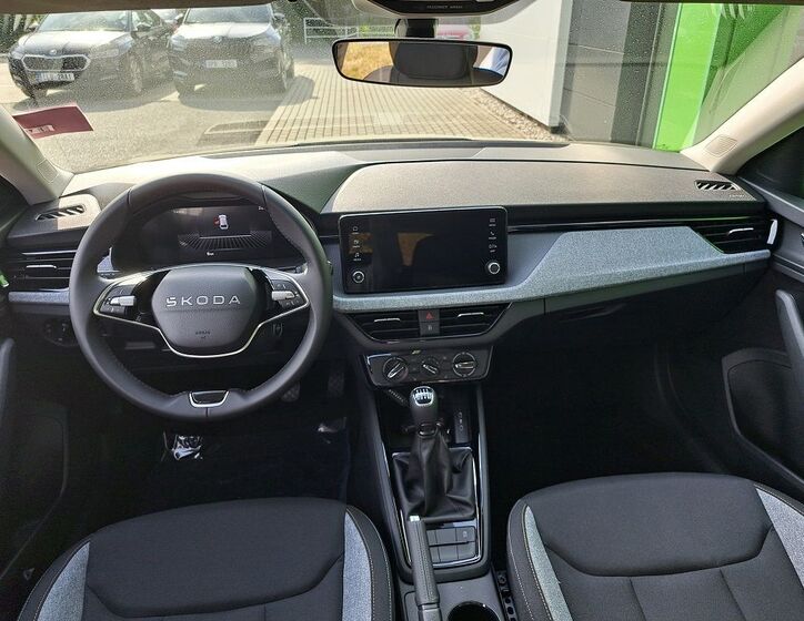 Škoda Scala 8