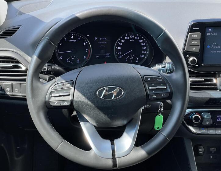 Hyundai i30 8