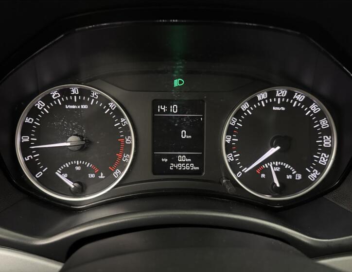 Škoda Octavia 10