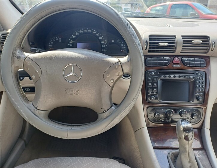 Mercedes-Benz Třídy C 8