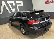 Toyota Avensis 8
