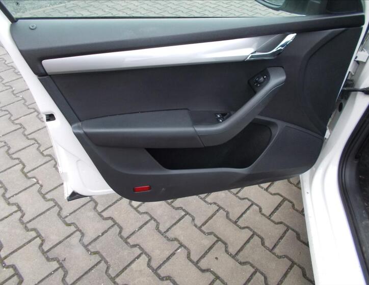 Škoda Octavia 25