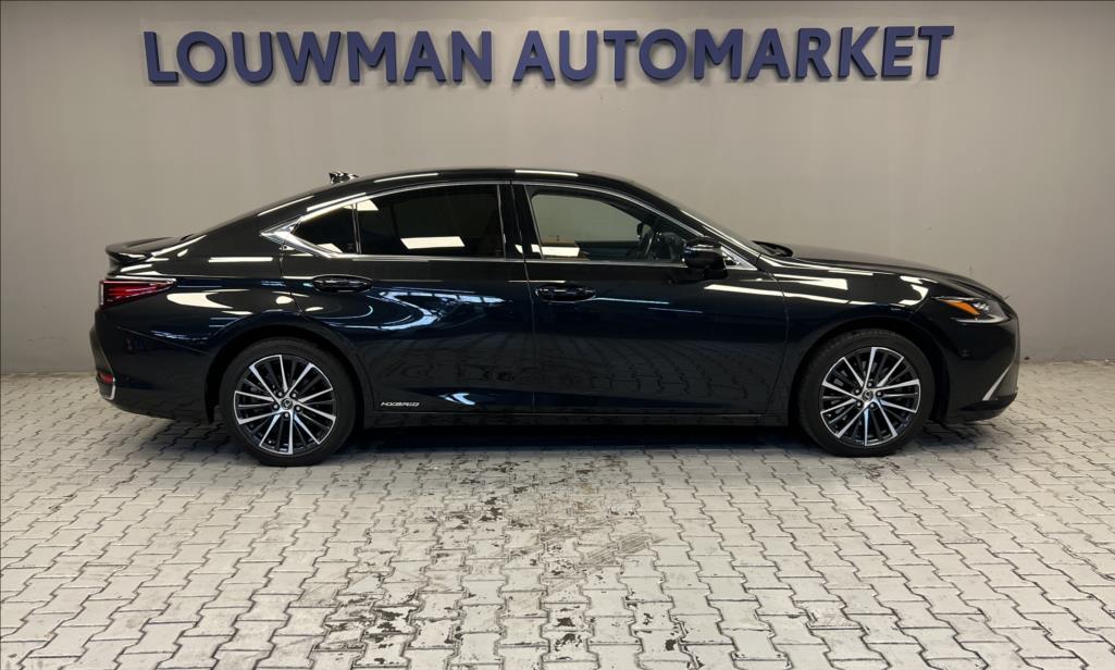Lexus ES 300h