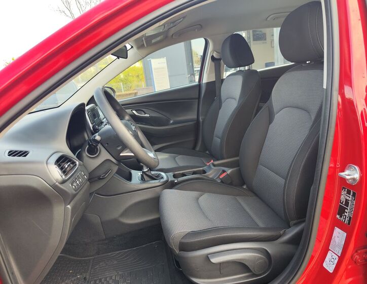 Hyundai i30 12