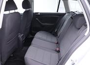 Volkswagen Golf 16