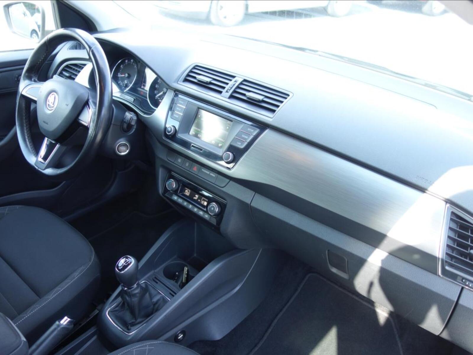 Škoda Fabia 12