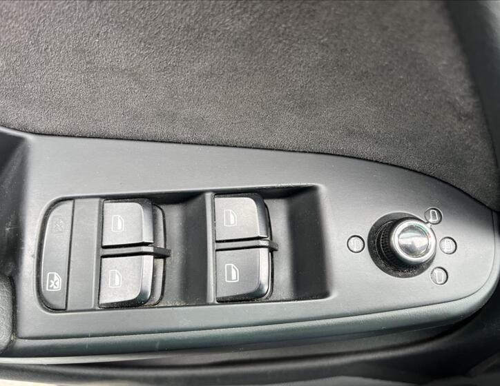 Audi A4 30