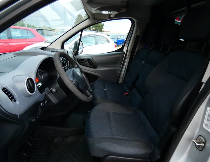 Peugeot Partner 7