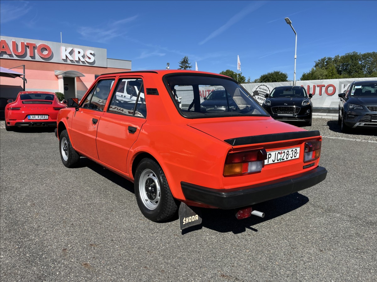 Škoda 105