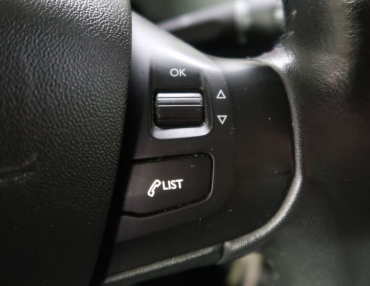 Peugeot 2008 23