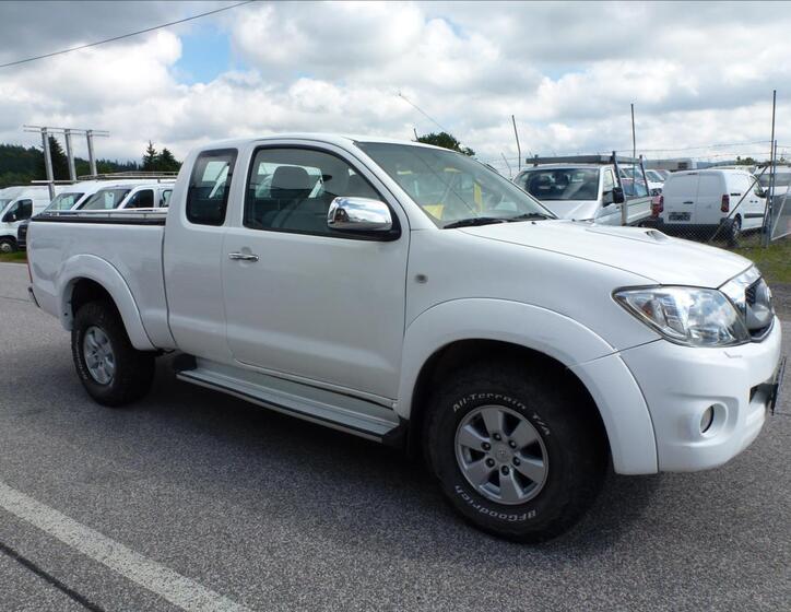 Toyota Hilux 6