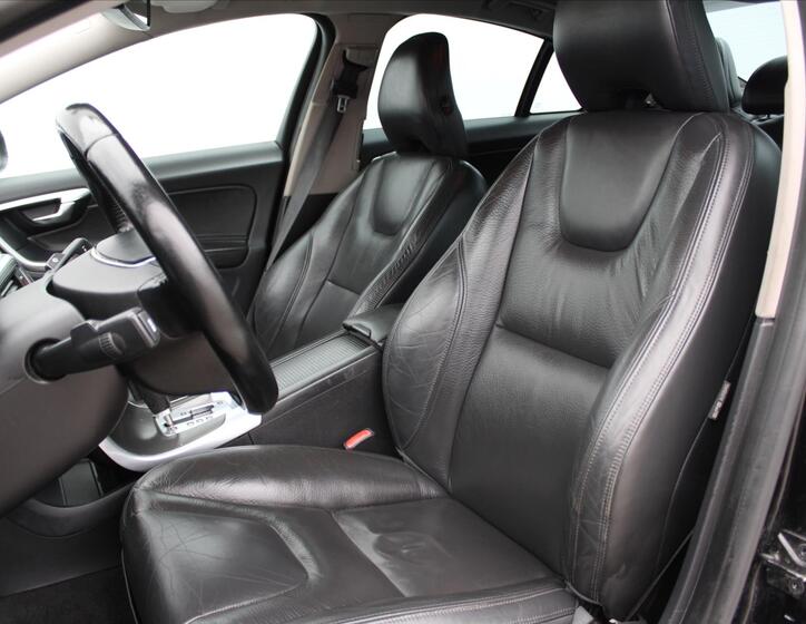 Volvo S60 10
