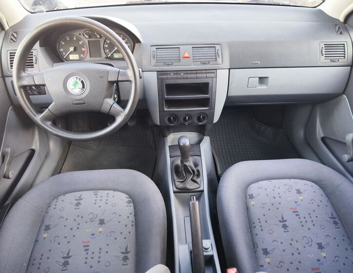 Škoda Fabia 12