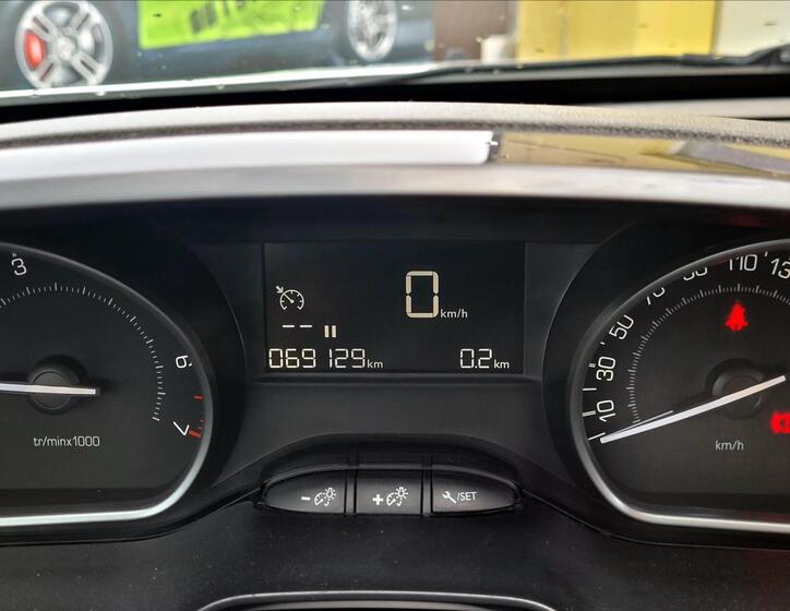 Peugeot 2008 36