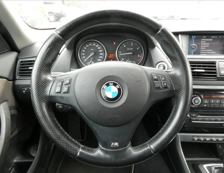 BMW X1 24