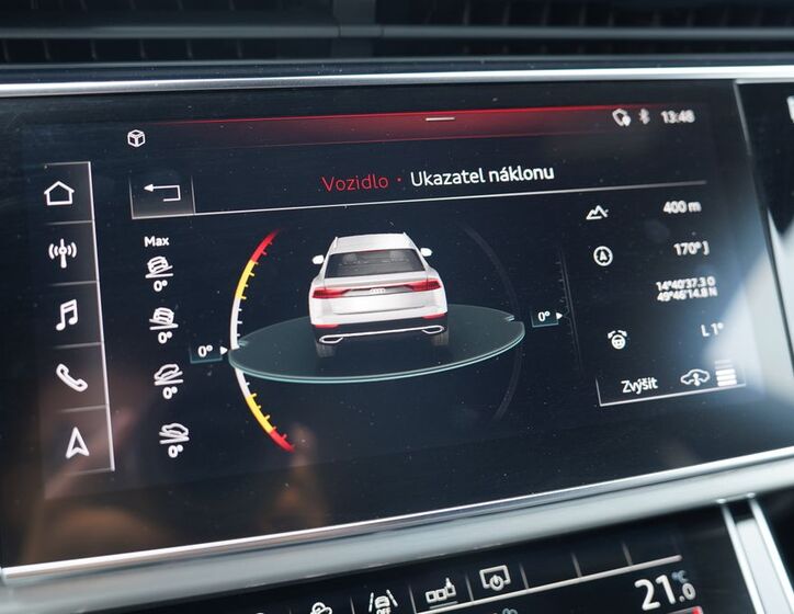 Audi Q8 43