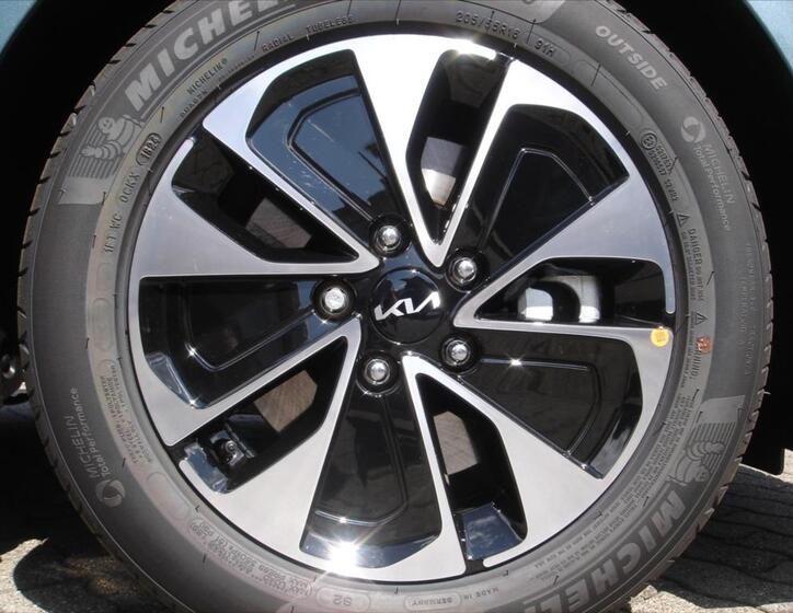 KIA Ceed 12