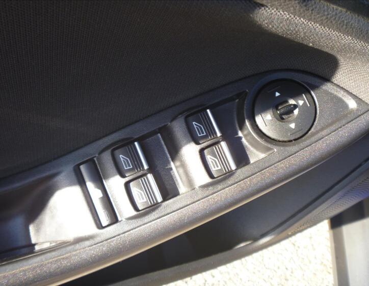 Ford Focus 9