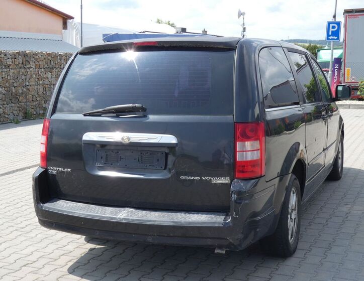 Chrysler Grand Voyager 8