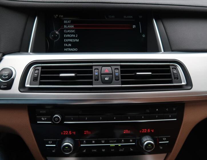 BMW Řada 7 14