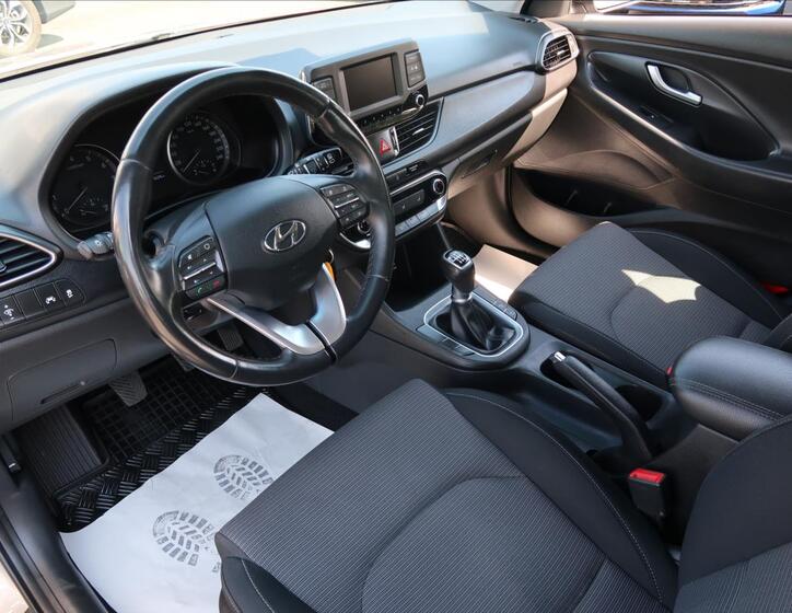 Hyundai i30 9