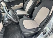 Hyundai i10 12
