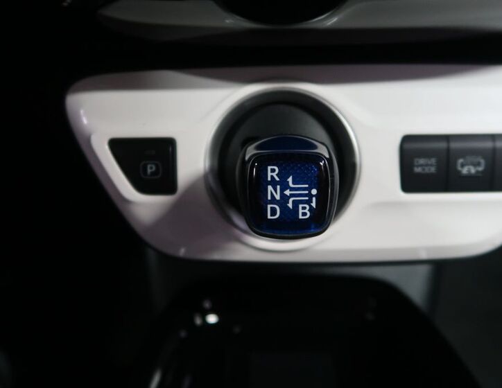 Toyota Prius 32