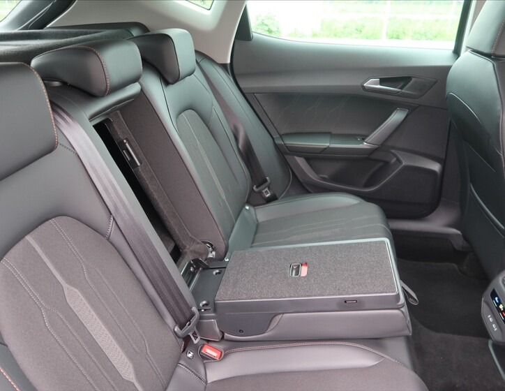 Cupra Formentor 14
