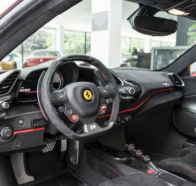 Ferrari 488 5