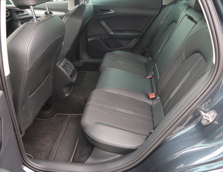 Cupra Formentor 11