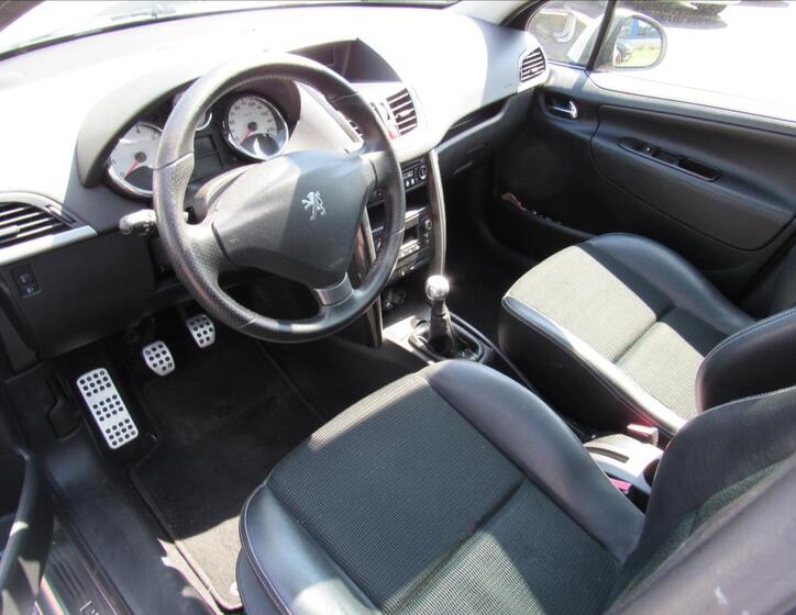 Peugeot 207 9