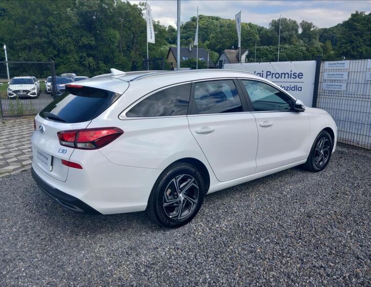 Hyundai i30 8
