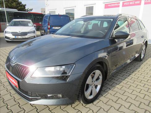 Škoda Superb