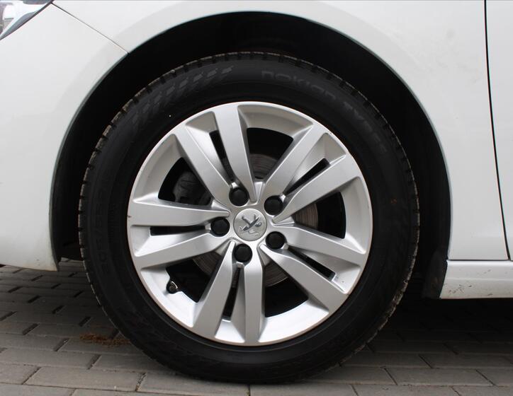 Peugeot 308 9