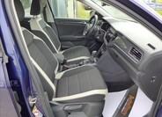 Volkswagen T-Roc 38