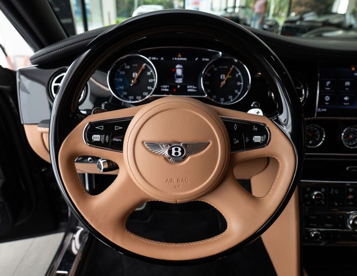 Bentley Mulsanne 6