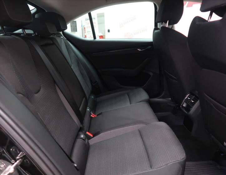 Škoda Octavia 14