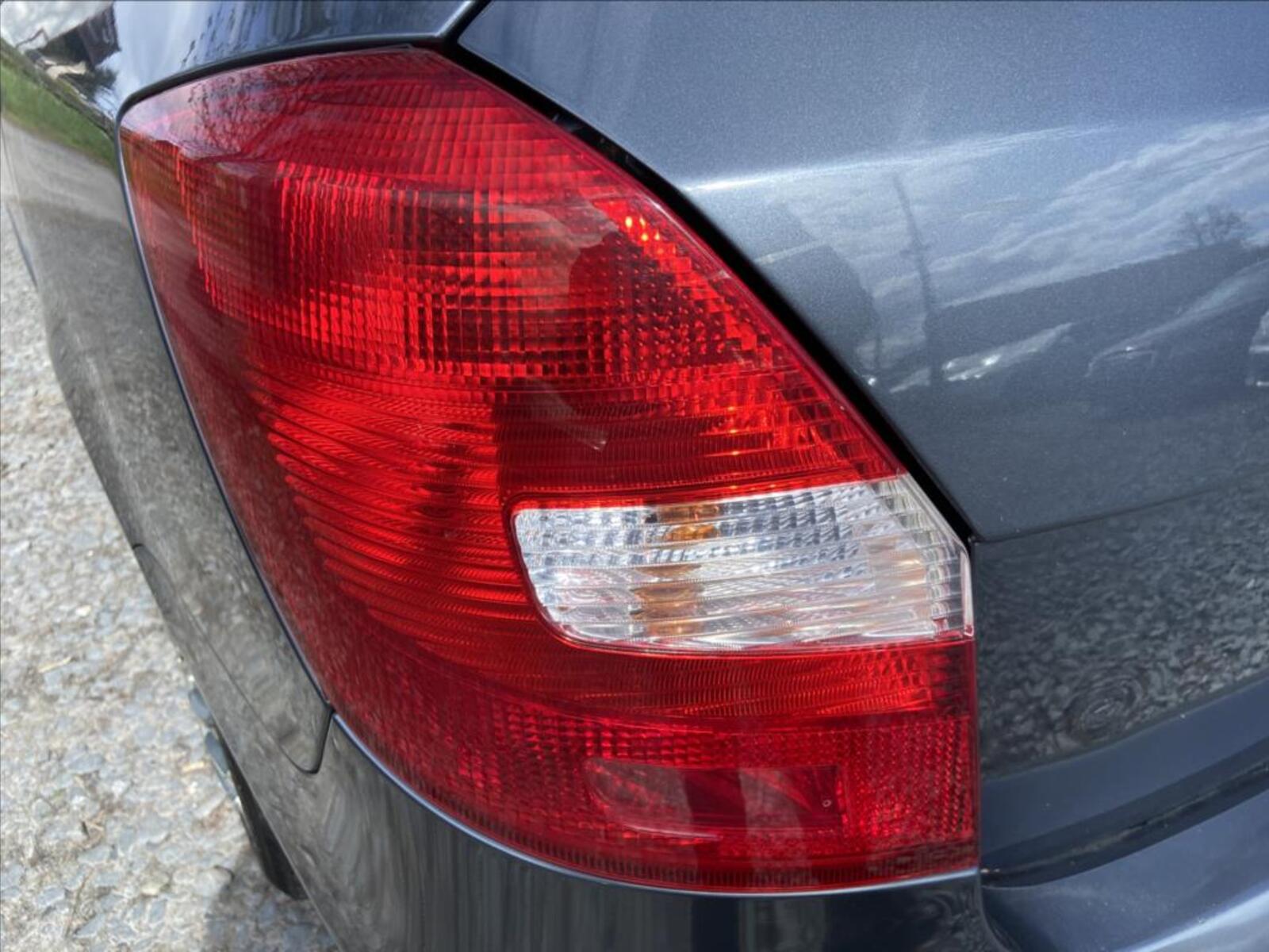Škoda Fabia 25