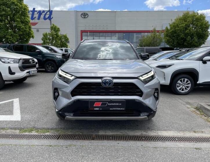 Toyota RAV4 10