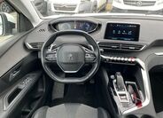 Peugeot 3008 8
