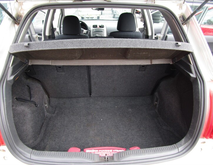Toyota Auris 30