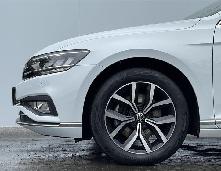Volkswagen Passat 19
