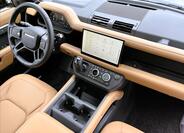 Land Rover Defender 34