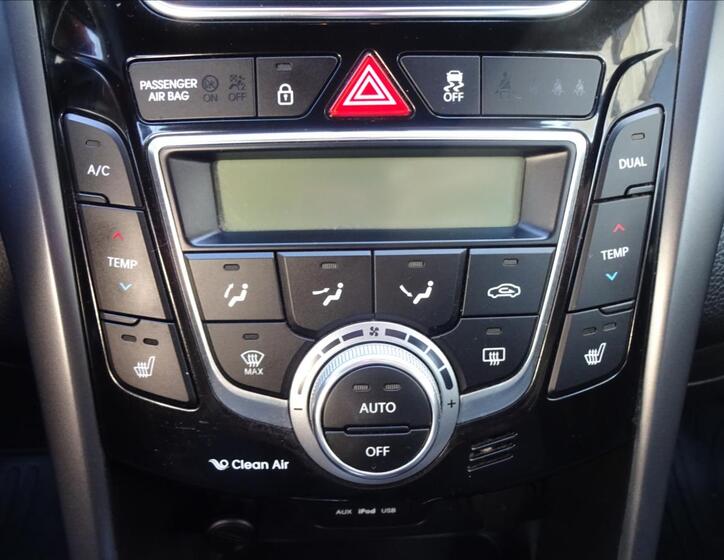 Hyundai i30 36