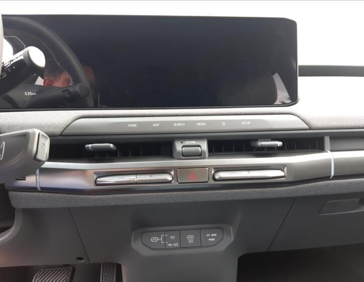 KIA EV3 13